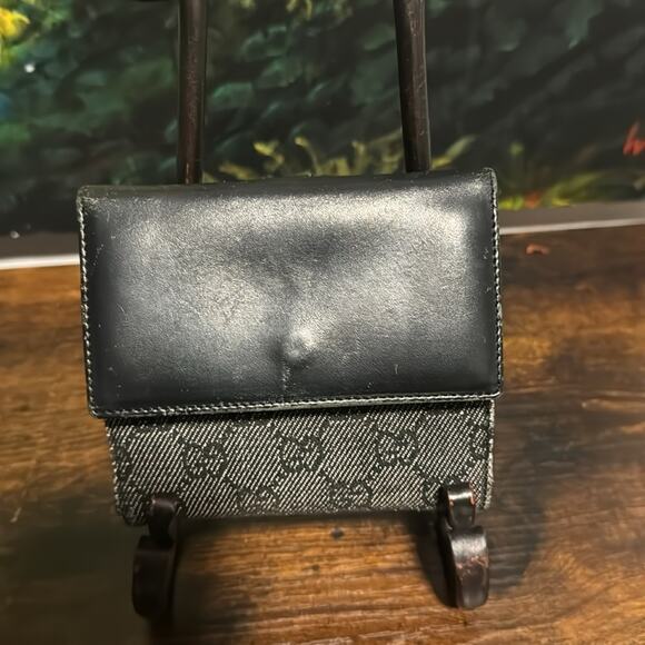 9/10 Gucci GG Denim Monogram Tote Bag FREE Denim Gucci Wallet - Picture 8 of 11